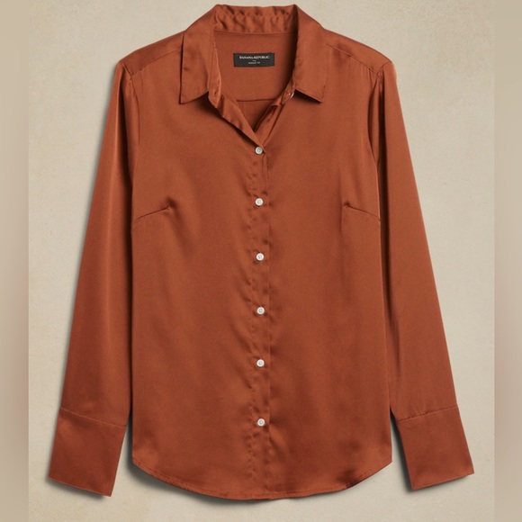 - NWT Banana Republic Classic silk like Shirt - Picture 2 of 6